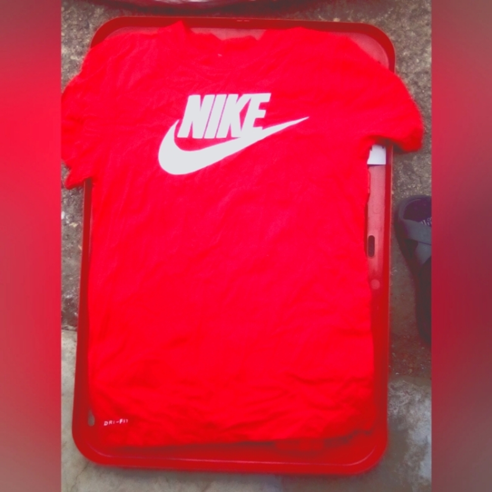 Nike Size M NWT